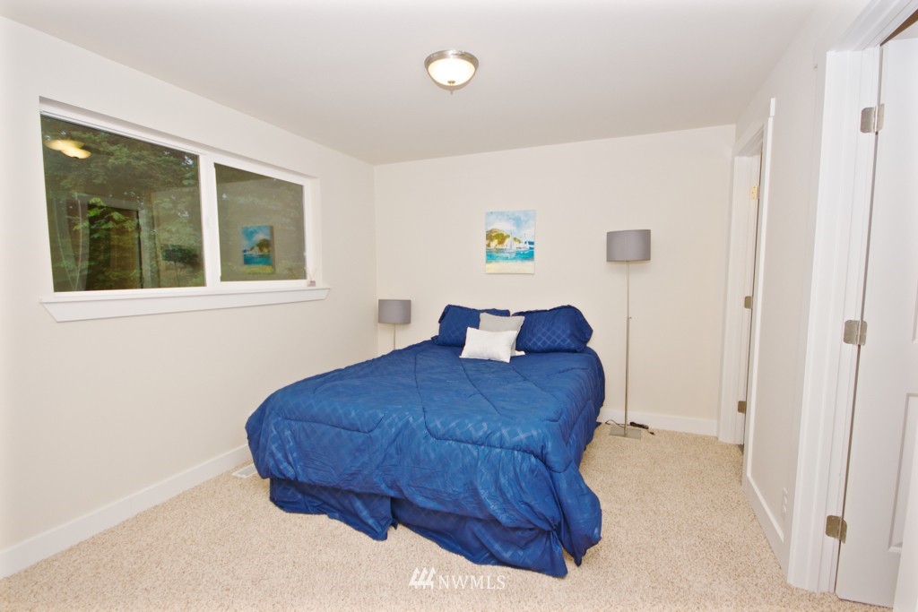 16526 115th Avenue Southeast Renton, WA 98055 - Photo 23 of 24 Gallery Image 23