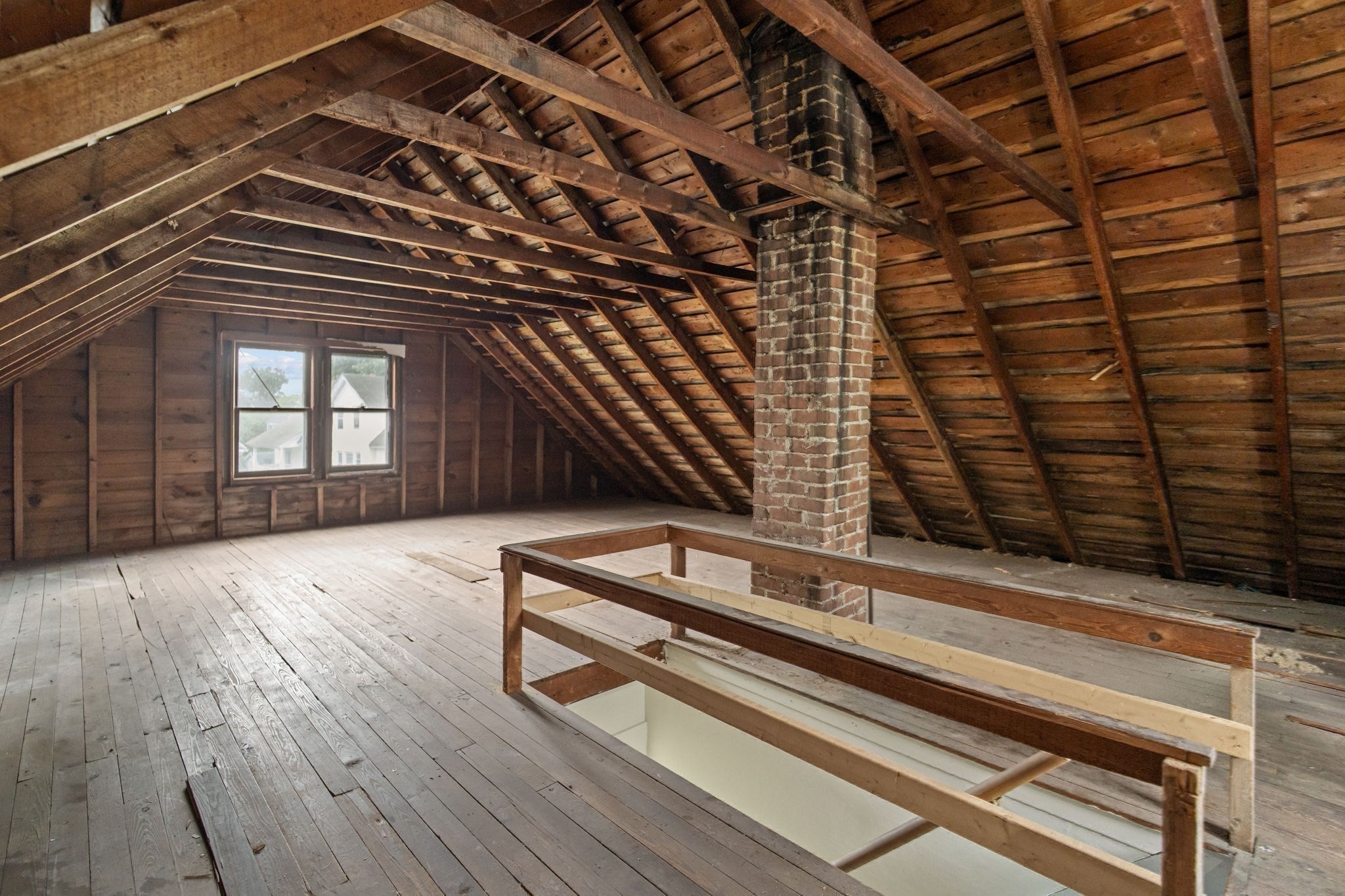 615 White Street Springfield, MA 01108 - Photo 35 of 42 Gallery Image 35