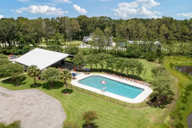 $750,000 | 28503 Riverside Crest Lane, Houston, TX 77336