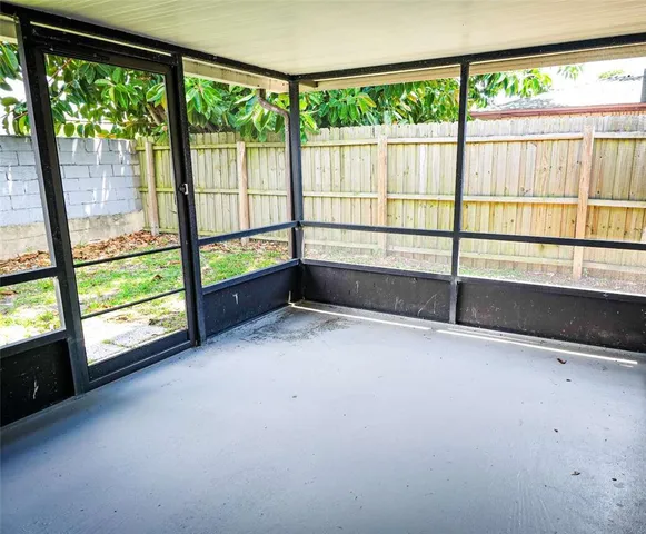 $1,525 | 968 Sunshine Way Southwest, Winter Haven, FL 33880