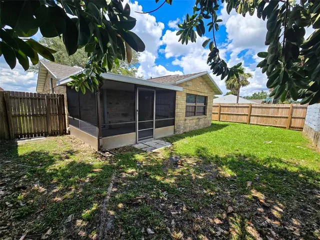 $1,525 | 968 Sunshine Way Southwest, Winter Haven, FL 33880