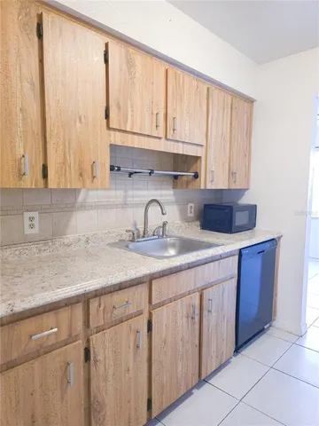 $1,525 | 968 Sunshine Way Southwest, Winter Haven, FL 33880