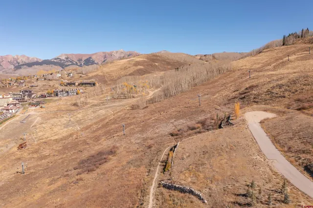 $350,000 | 60 Hunter Hill Road, Unit A304, Crested Butte, CO 81225