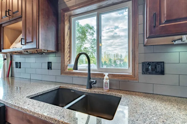 $584,900 | 23082 Highland Drive, Fergus Falls, MN 56537