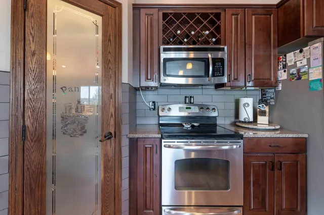 $584,900 | 23082 Highland Drive, Fergus Falls, MN 56537