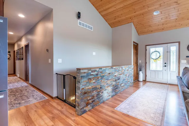 $584,900 | 23082 Highland Drive, Fergus Falls, MN 56537