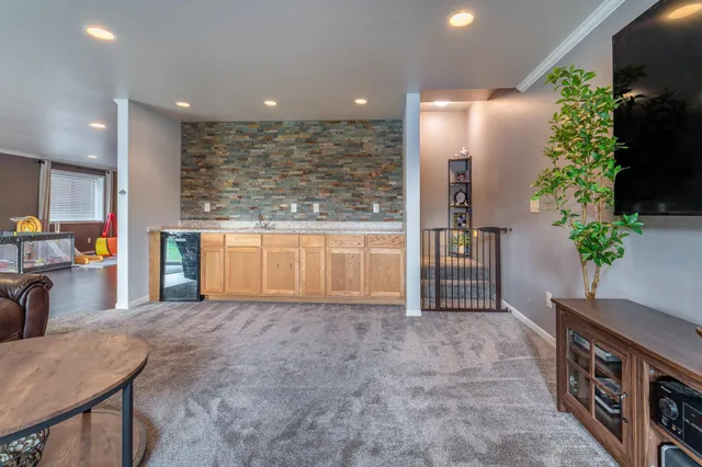 $584,900 | 23082 Highland Drive, Fergus Falls, MN 56537