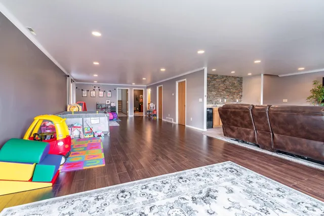 $584,900 | 23082 Highland Drive, Fergus Falls, MN 56537