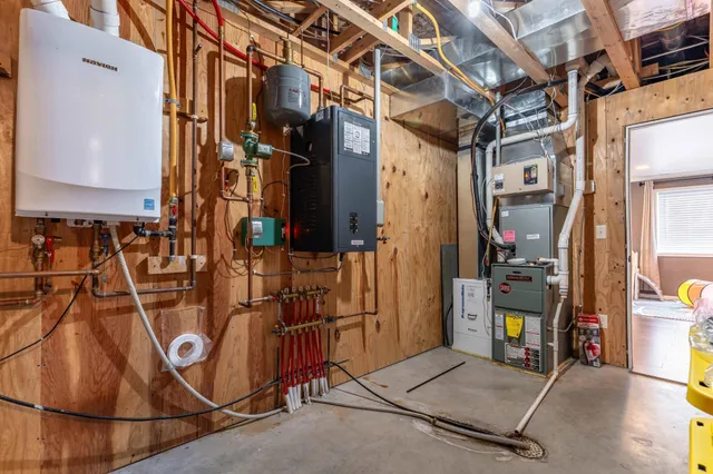 $584,900 | 23082 Highland Drive, Fergus Falls, MN 56537