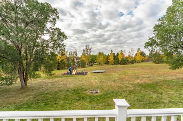 $584,900 | 23082 Highland Drive, Fergus Falls, MN 56537