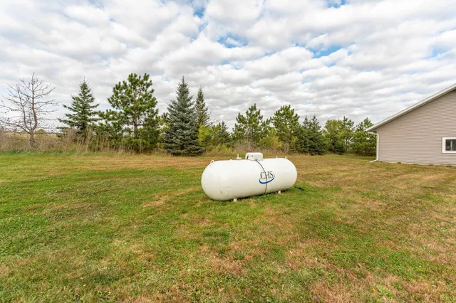 $584,900 | 23082 Highland Drive, Fergus Falls, MN 56537