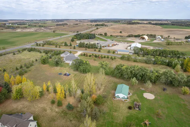 $584,900 | 23082 Highland Drive, Fergus Falls, MN 56537