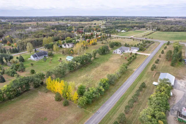 $584,900 | 23082 Highland Drive, Fergus Falls, MN 56537