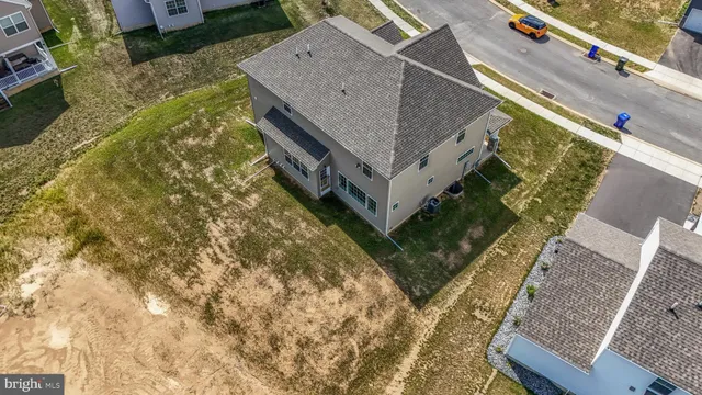 $675,000 | 32 Pamela Drive, Mechanicsburg, PA 17050