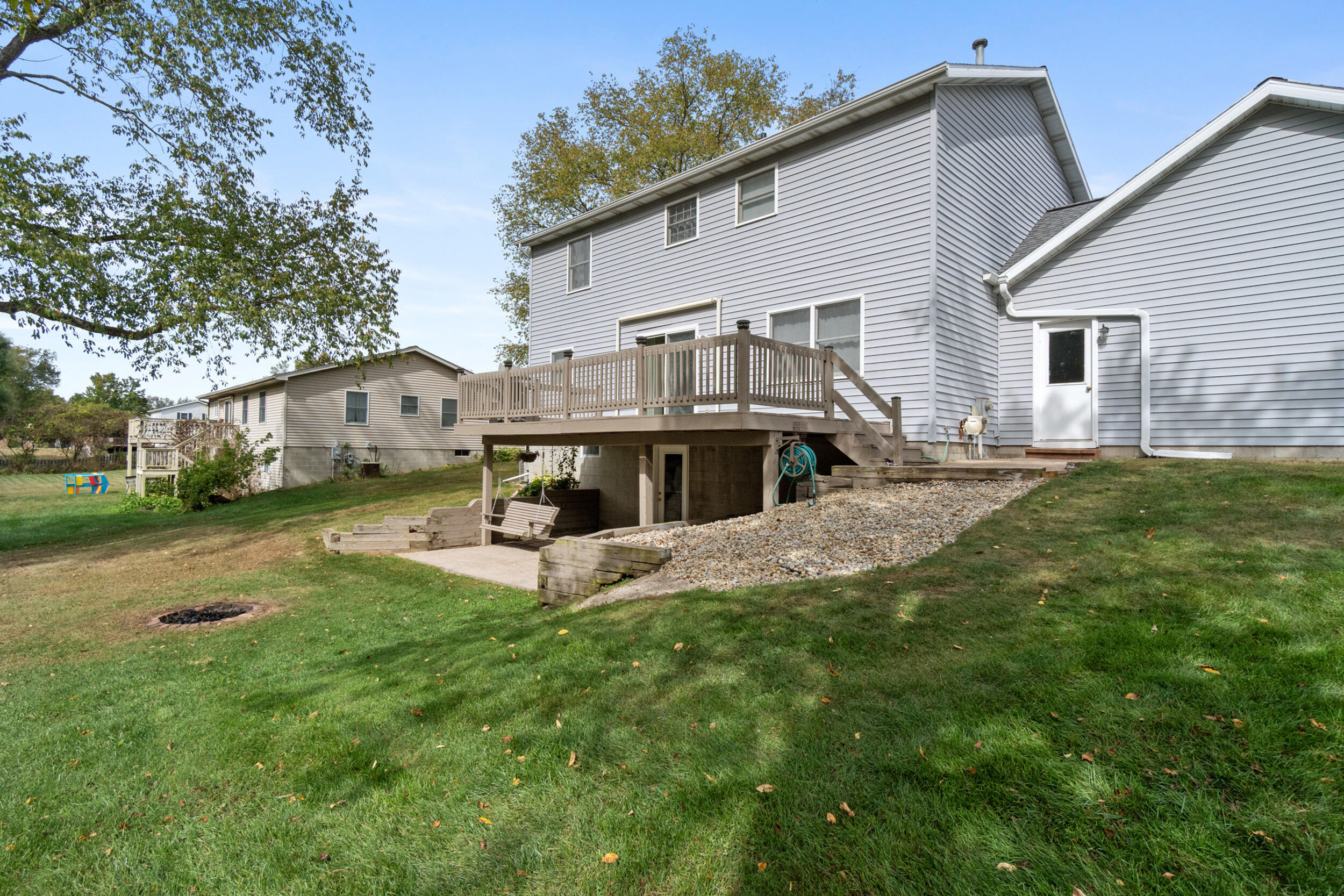 6276 Burning Tree Street Jackson, MI 49201 - Photo 5 of 61 9_6276 burning tree ln jackson mi - 000
