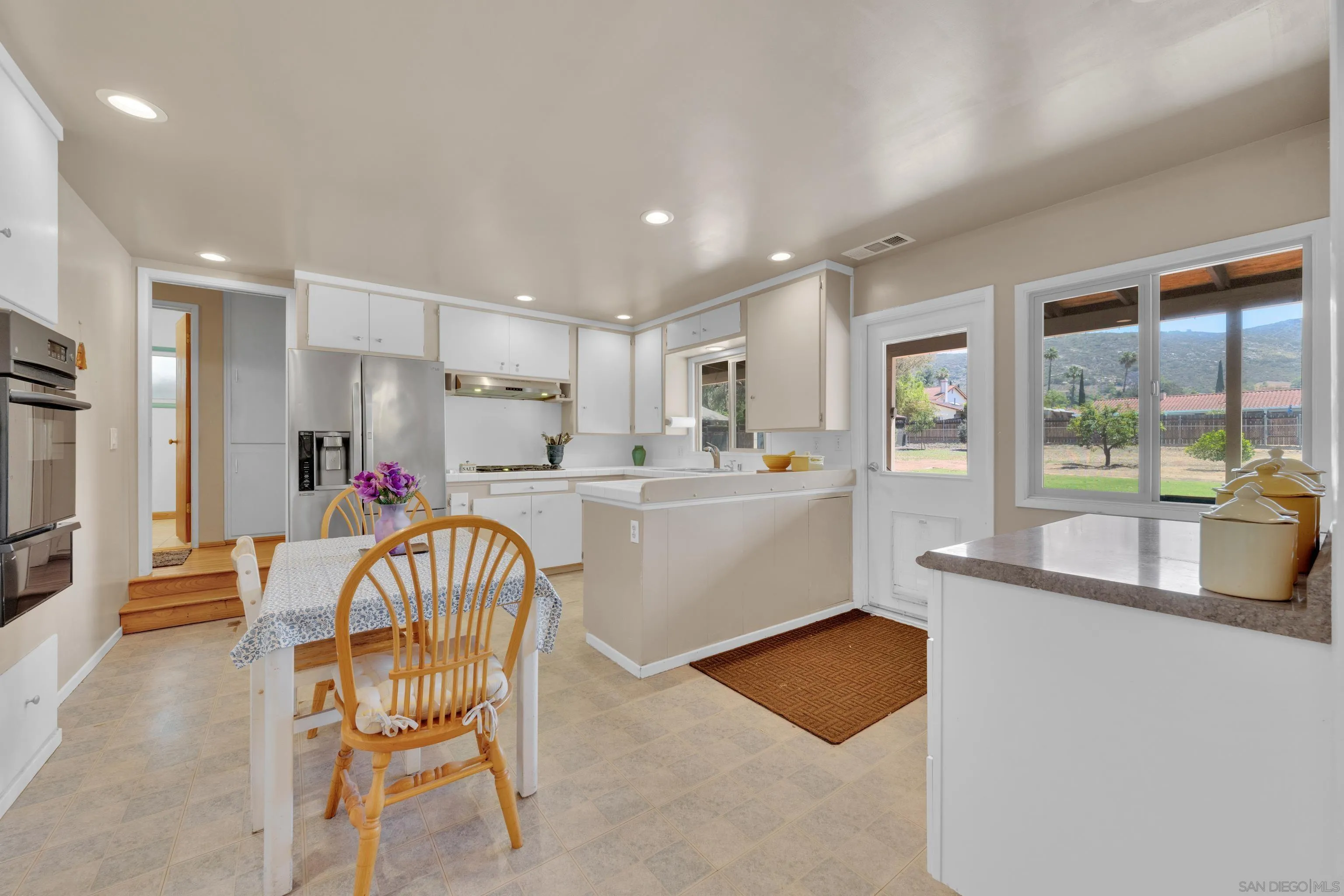 14643 Espola Road Poway, CA 92064 - Photo 14 of 36