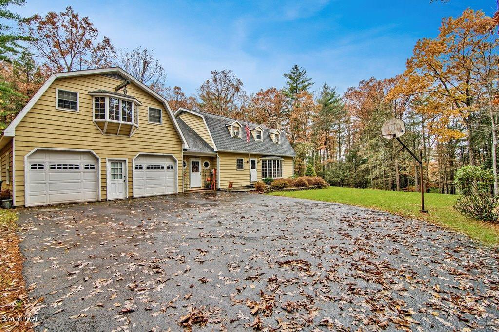 88 Swamp Brook Road Hawley, PA 18428 - Photo 2 of 64 Photo 02