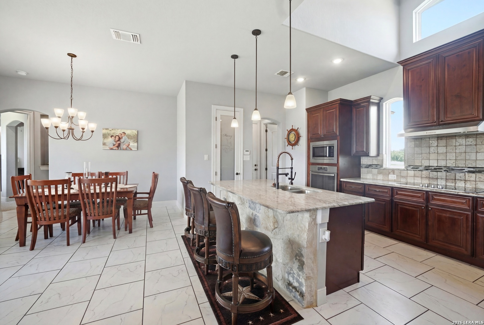 124 Merlin Court Spring Branch, TX 78070 - Photo 15 of 46