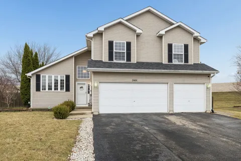 $400,000 | 2401 Red Oak Court, Plainfield, IL 60586