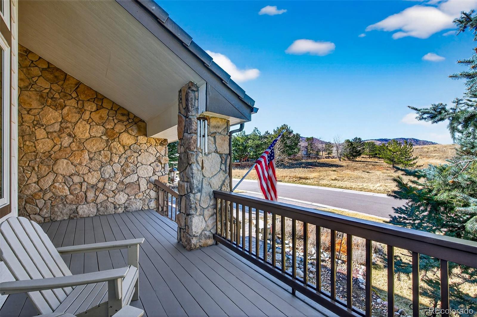 18 Prairie Clover Littleton, CO 80127 - Photo 4 of 50