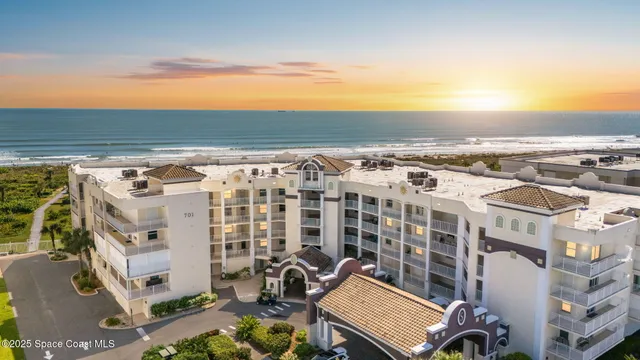 $1,200,000 | 701 Solana Shores Drive, Unit 404, Cape Canaveral, FL 32920