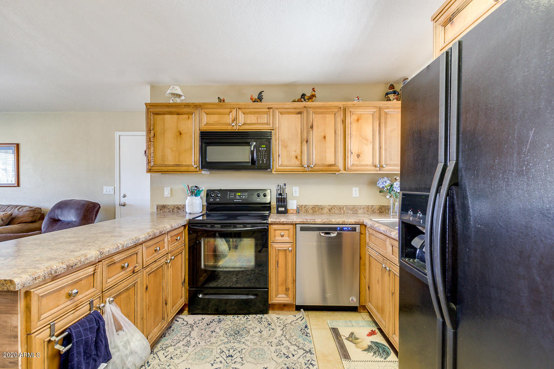 2910 South Mariposa Road Apache Junction, AZ 85119 - Photo 5 of 16 12- Mariposa