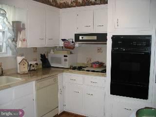 1192 Darrah Road Warminster, PA 18974 - Photo 3 of 6 Gallery Image 3