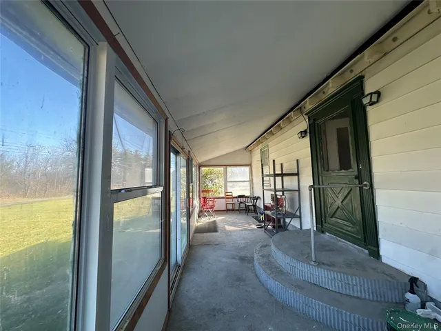 $2,500 | 496 Bloomingburg Road, Middletown, NY 10940