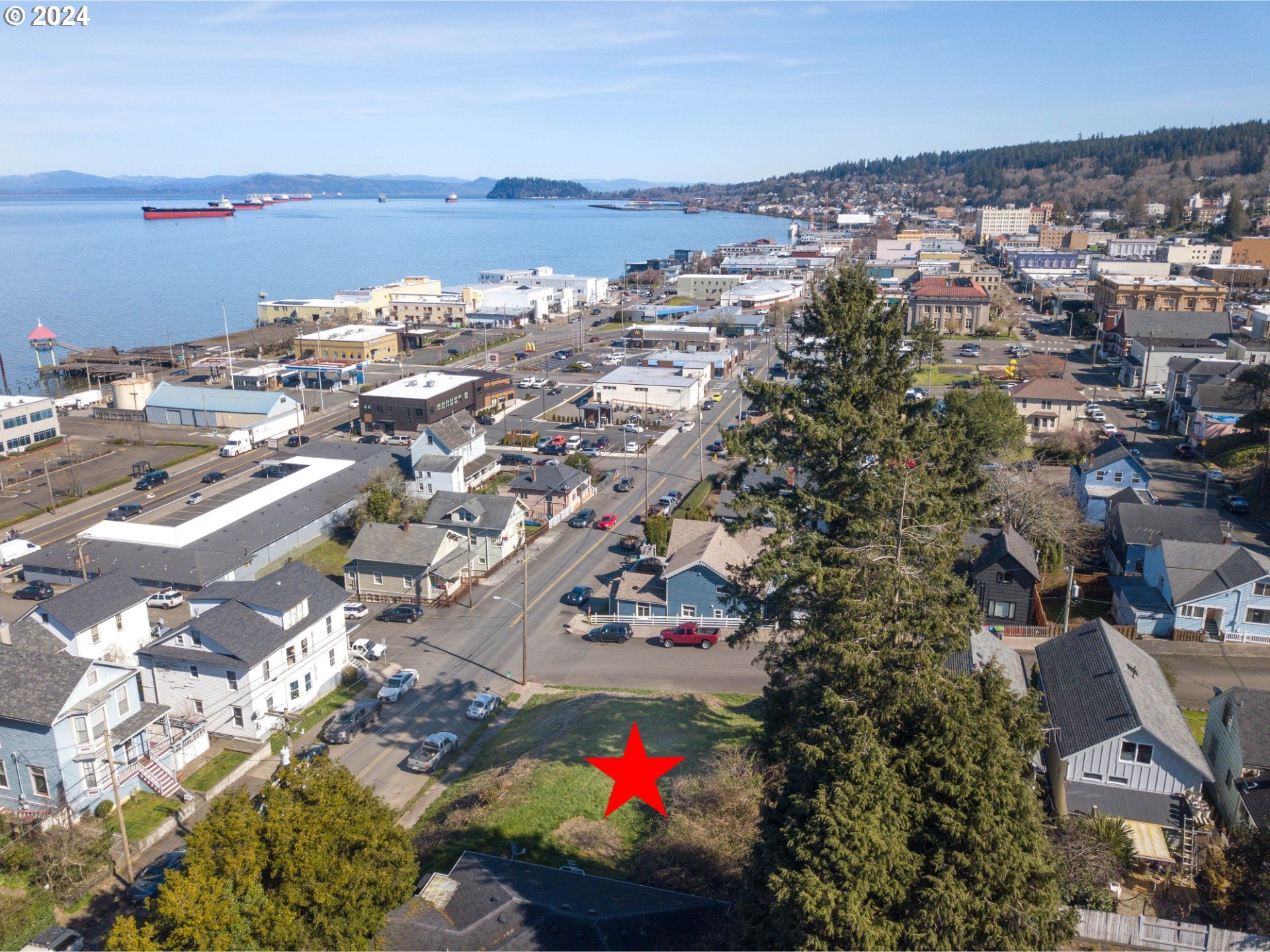 4th Street Astoria, OR 97103 - Photo 2 of 16 an aerial view of multiple house