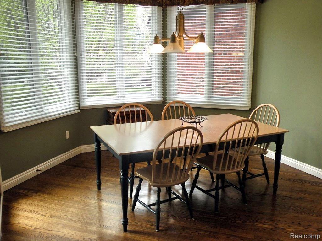 4633 Goodison Pl Drive Rochester, MI 48306 - Photo 10 of 35 Breakfast Room