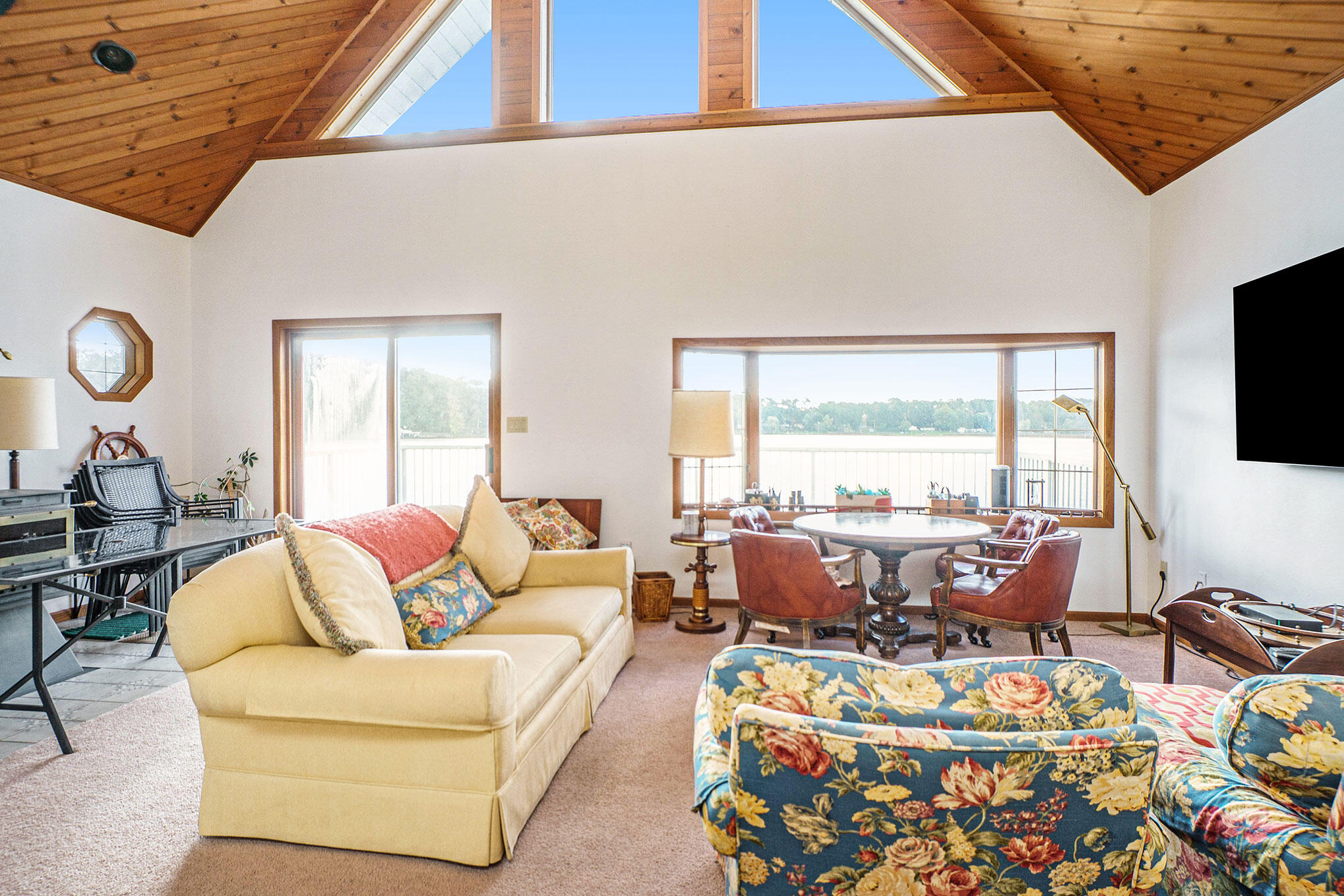 10139 Lucas Road Three Rivers, MI 49093 - Photo 11 of 20 DSC06071