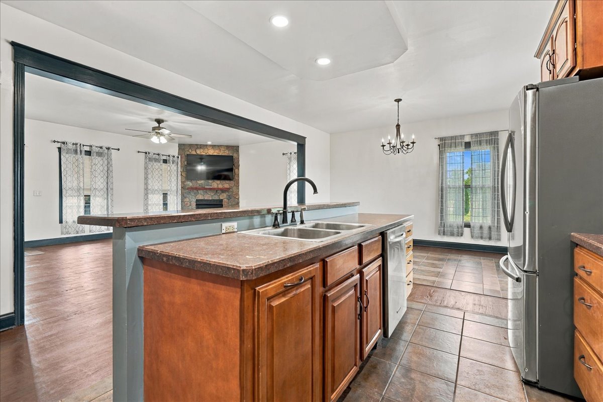 11141 1707 North Road Pontiac, IL 61764 - Photo 12 of 70 Gallery Image 12