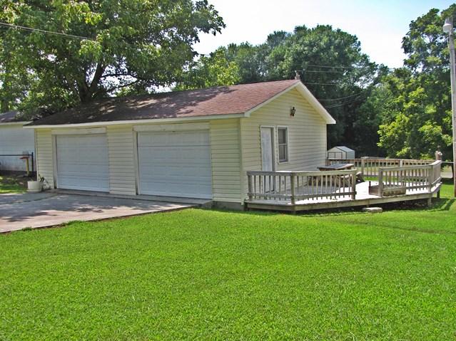 325 Vernon Street Decatur, TN 37322 - Photo 2 of 29 1243 (Copy)