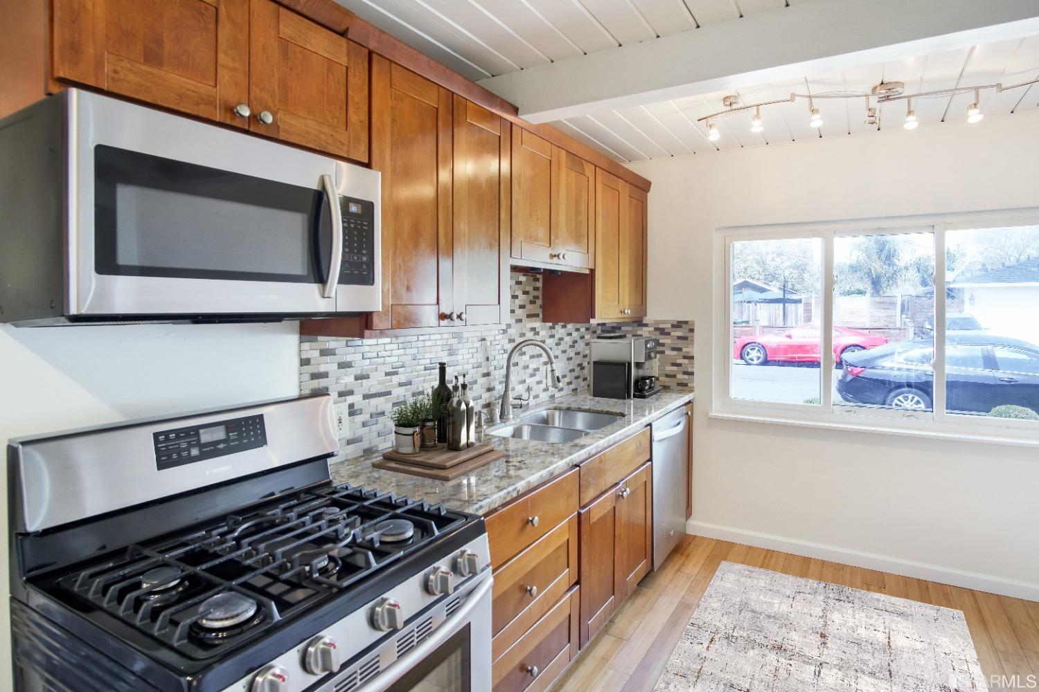 362 Jerilynn Lane Hayward, CA 94541 - Photo 11 of 41