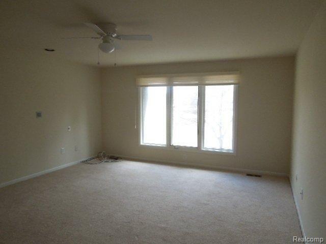 5590 Ridgewood Road, Unit 5590 West Bloomfield, MI 48322 - Photo 16 of 22 4-2 079.jpg
