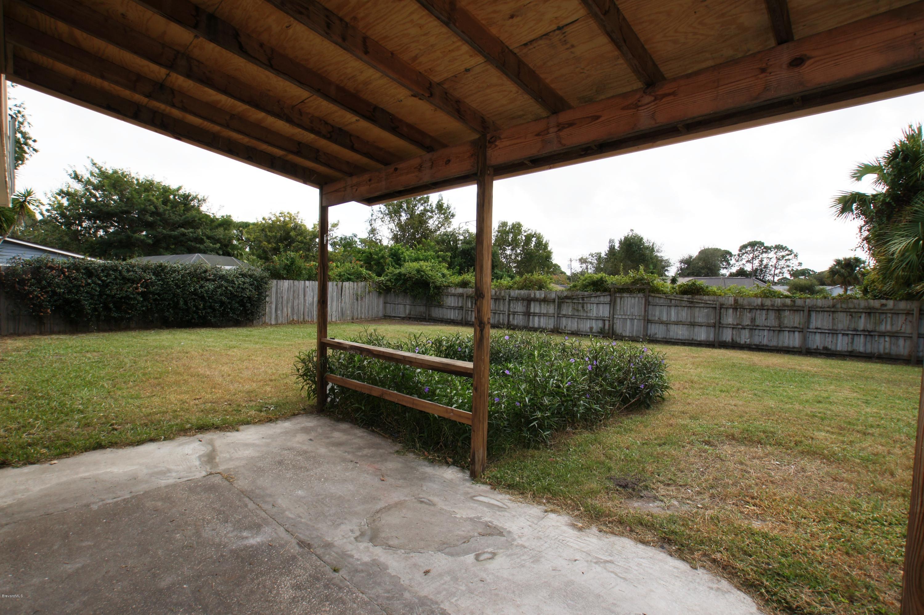 6337 Hudson Road Cocoa, FL 32927 - Photo 4 of 18 Back Patio