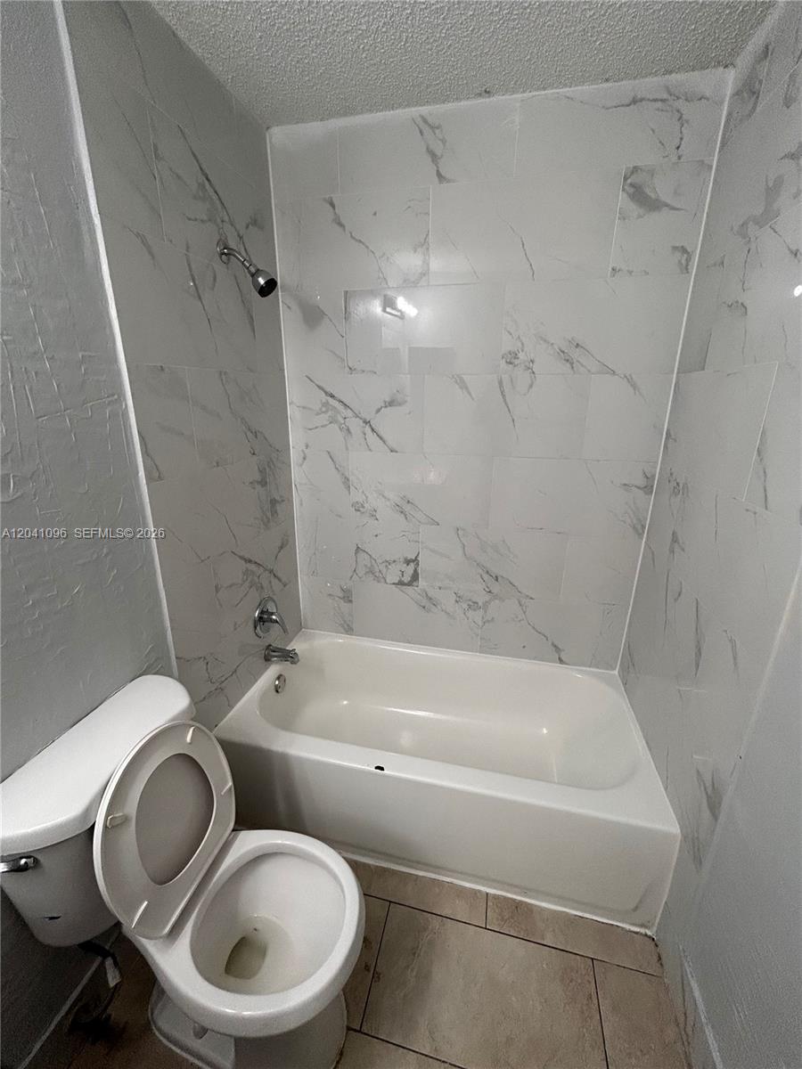 2091 Ilene Court, Unit 2 Delray Beach, FL 33445 - Photo 4 of 15
