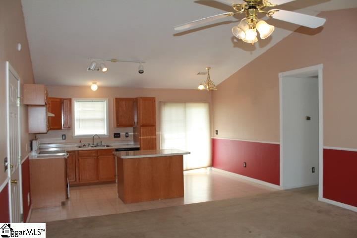 906 Veryfine Drive Fountain Inn, SC 29644 - Photo 3 of 19 Gallery Image 3