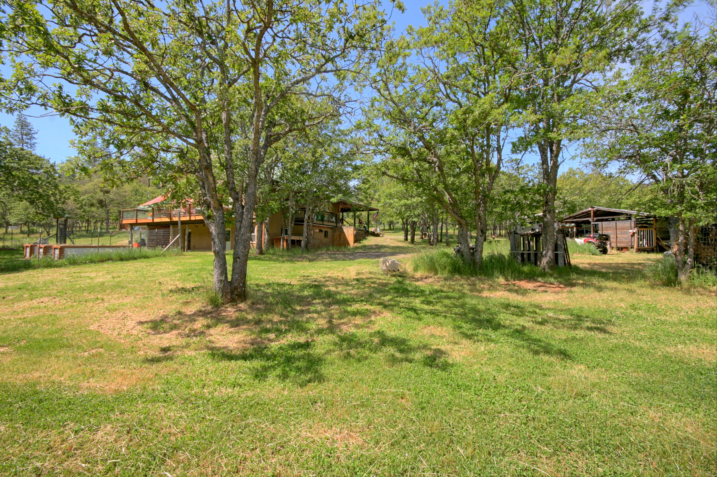 8150 Upper Applegate Road Jacksonville, OR 97530 - Photo 103 of 122