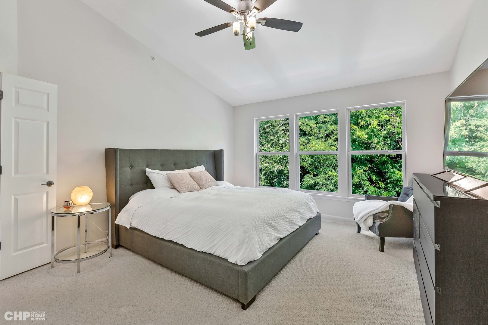 917 Blue Ridge Drive Streamwood, IL 60107 - Photo 18 of 46 a bedroom with a bed window and couch