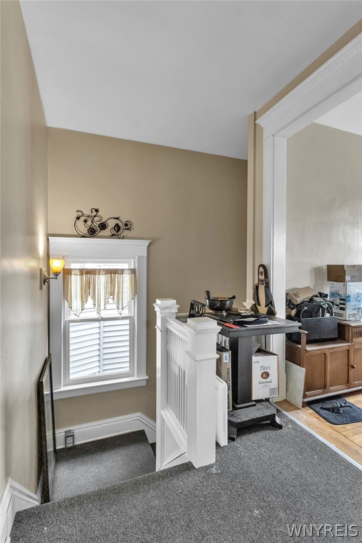 75 Inwood Place Buffalo, NY 14209 - Photo 13 of 36
