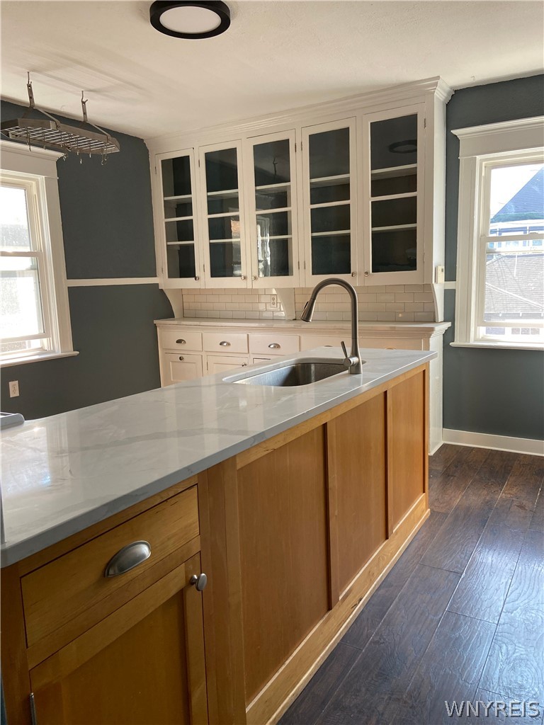 75 Inwood Place Buffalo, NY 14209 - Photo 20 of 36 Upper unit kitchen (prior to tenant move in 12/24)
