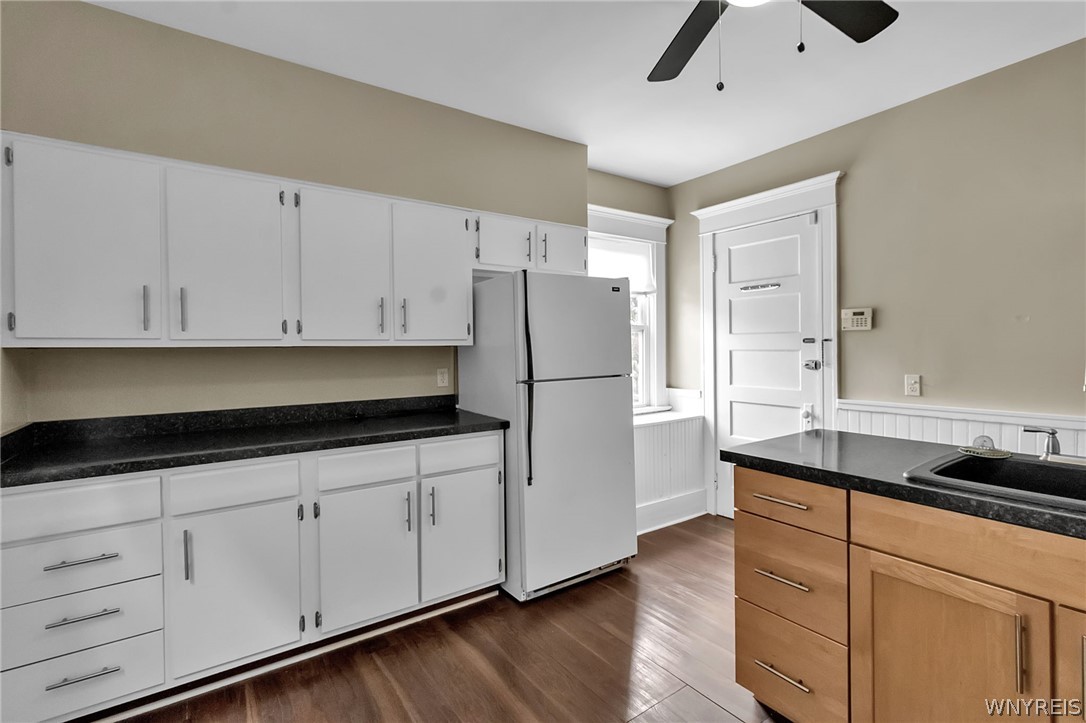 75 Inwood Place Buffalo, NY 14209 - Photo 8 of 36 lower unit kitchen