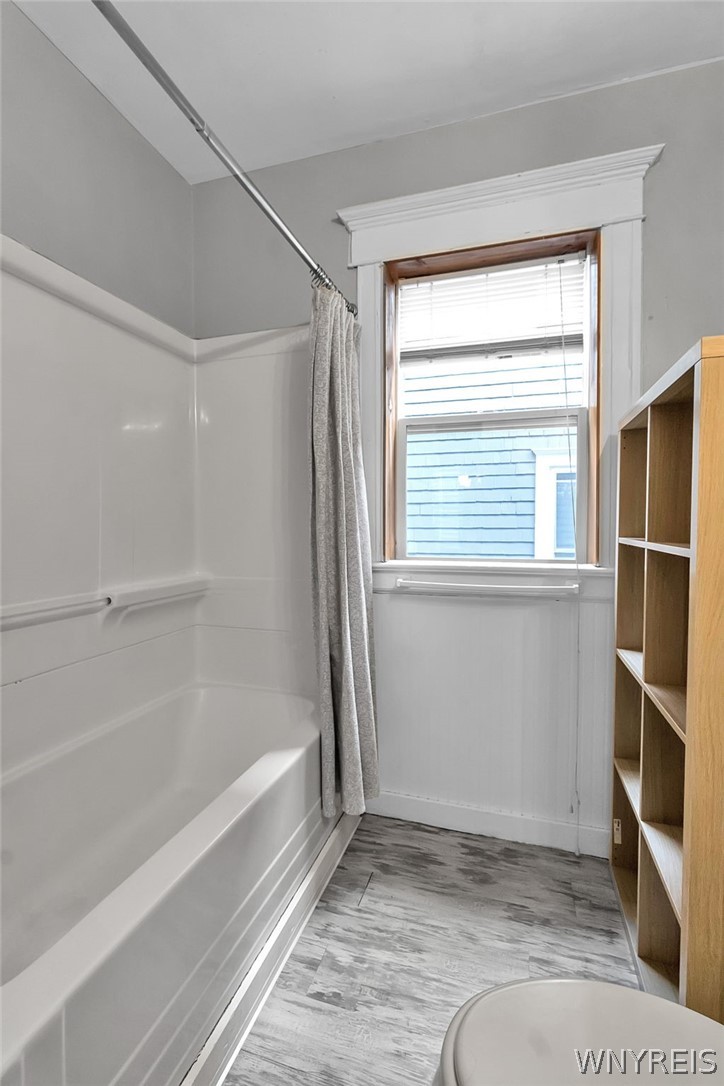 75 Inwood Place Buffalo, NY 14209 - Photo 10 of 36 lower unit bath