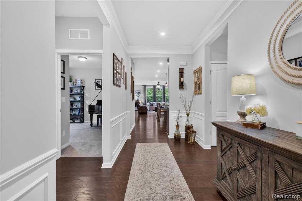 4795 Bingham Road Dearborn, MI 48126 - Photo 6 of 50 Gallery Image 6