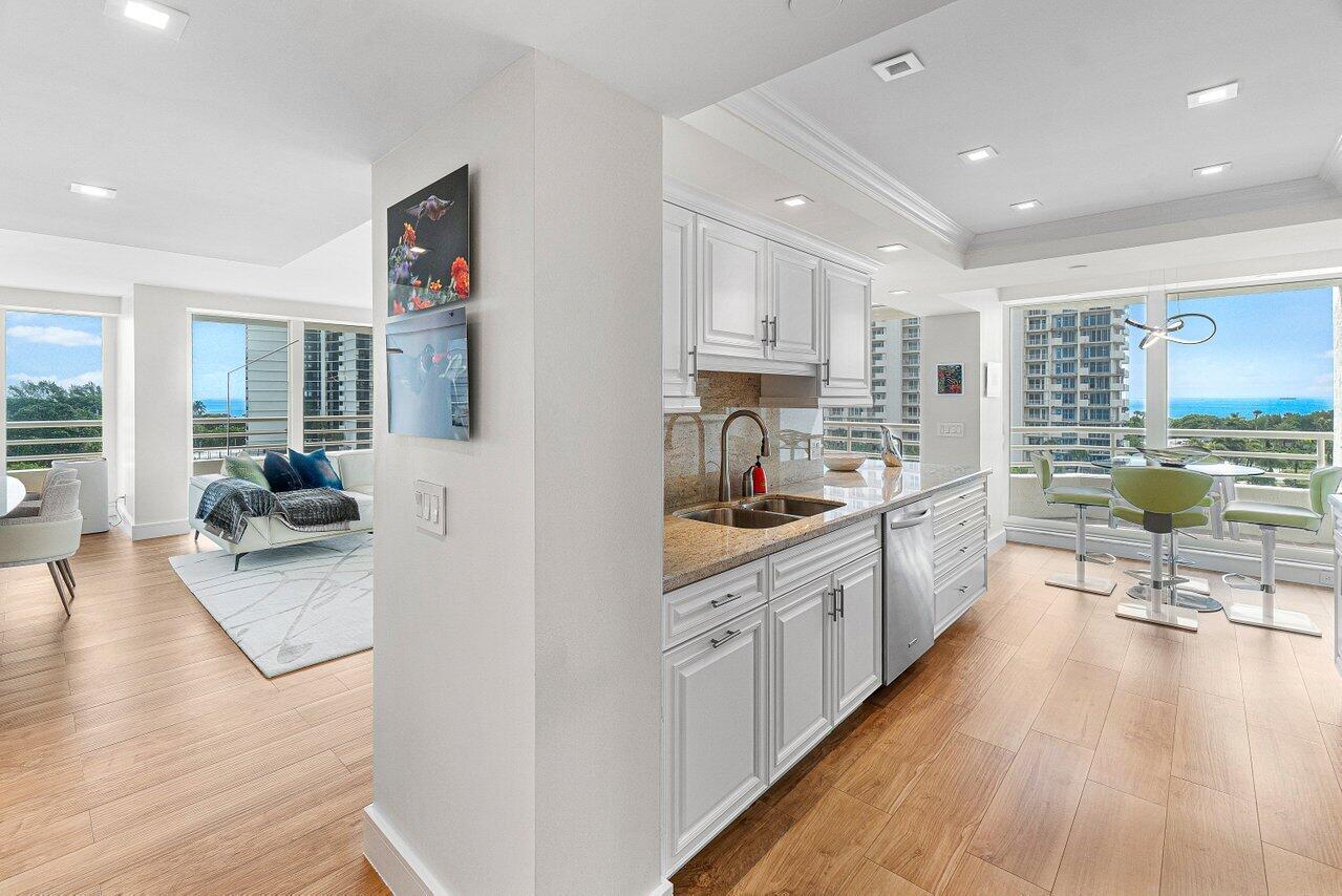 4201 North Ocean Boulevard, Unit 601 Boca Raton, FL 33431 - Photo 20 of 72 KITCHEN