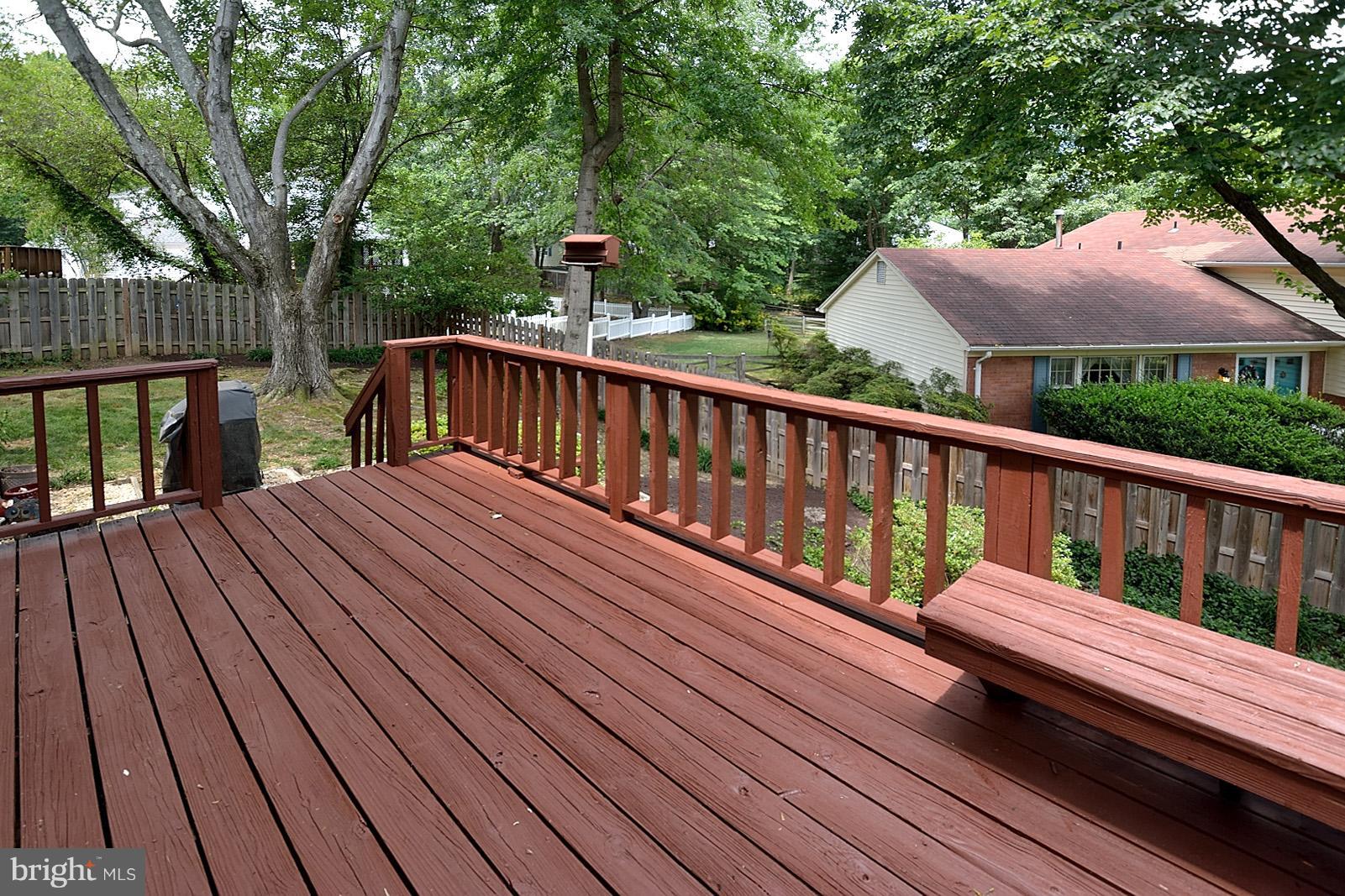 8008 West Point Drive Springfield, VA 22153 - Photo 29 of 30 Exterior (Rear)
