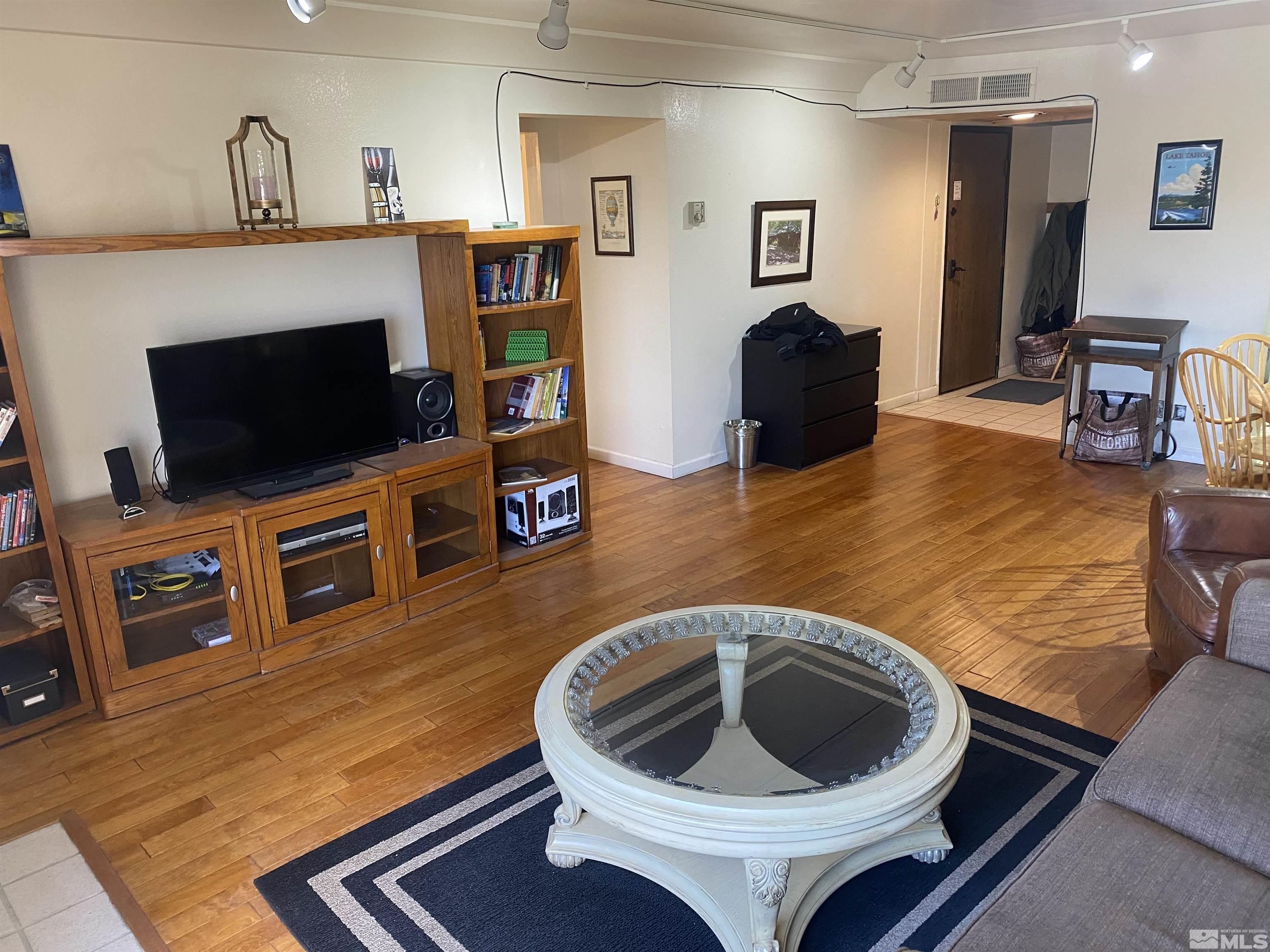 99 Vista Rafael Parkway Reno, NV 89503 - Photo 7 of 19 Photo 7