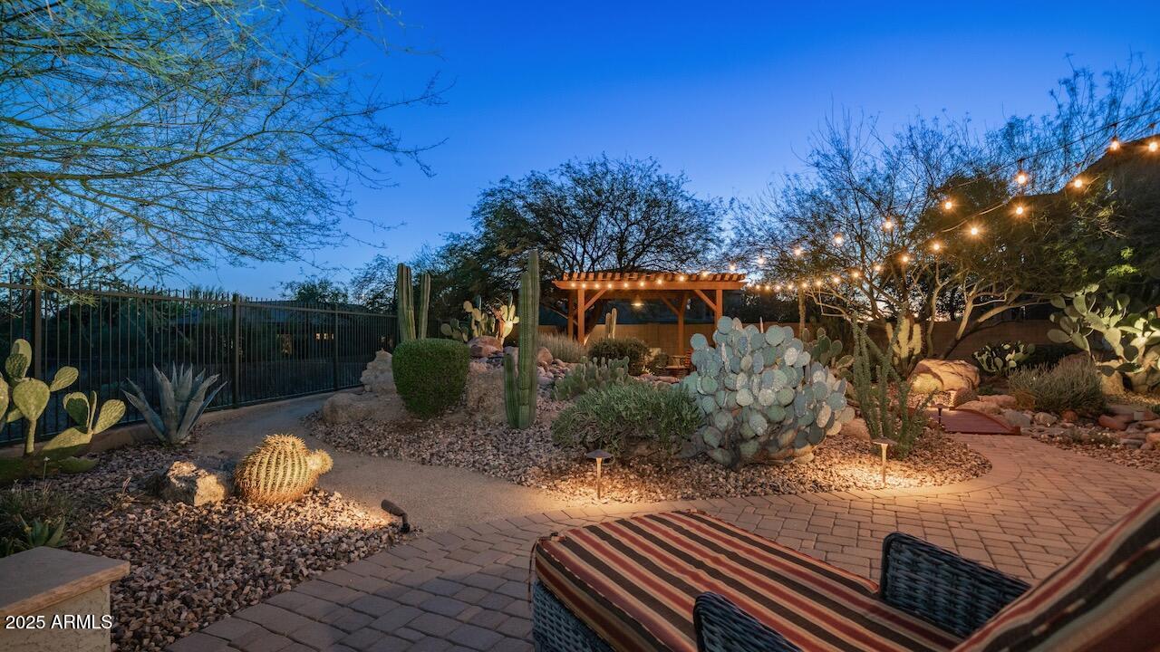 2401 West Webster Court Anthem, AZ 85086 - Photo 49 of 68 51
