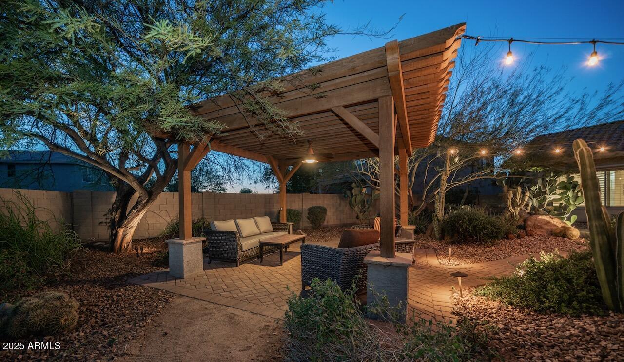 2401 West Webster Court Anthem, AZ 85086 - Photo 50 of 68 52